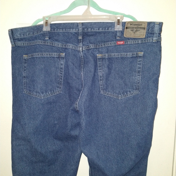 Wrangler Regular Fit Blue Medium Wash Denim Jeans Men's sz 44x30. - Picture 5 of 7